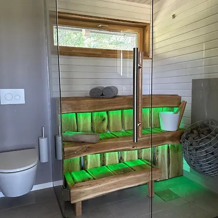 Nordicstay Noarootsi Kastehein Or Loojangu * Paslepa