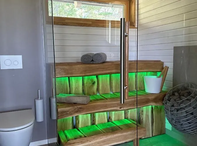 Nordicstay Noarootsi Kastehein Or Loojangu * Paslepa