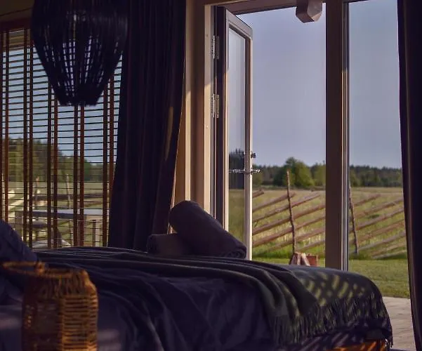 فيلة Nordicstay Noarootsi Kastehein Or Loojangu *